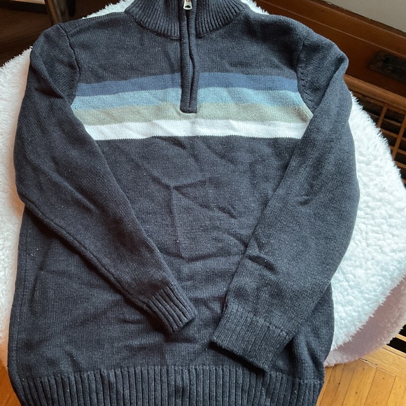 Pullover quarter zip sweater - Picture 3 of 3